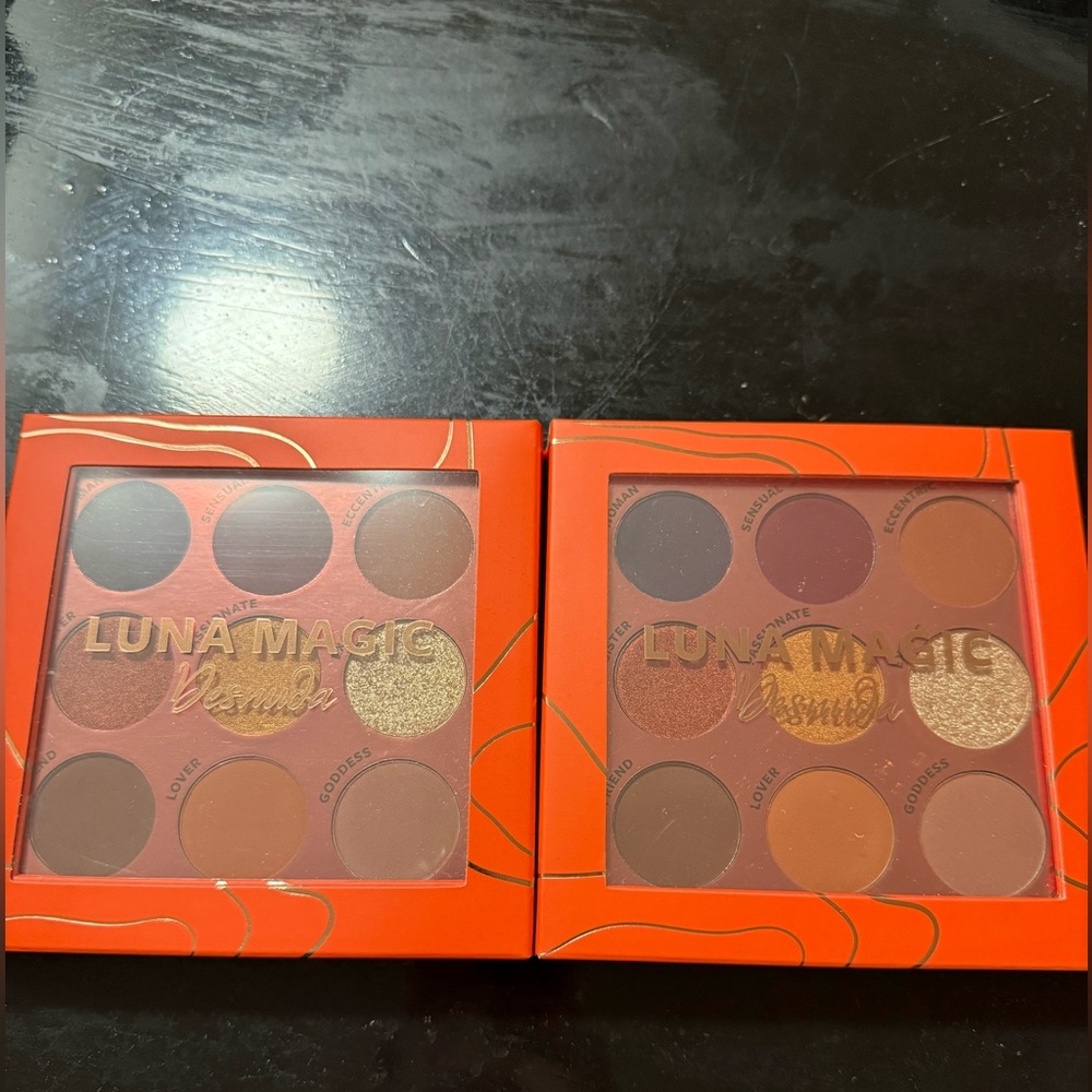 Set of 2 Luna Magic Eyeshadow Palette